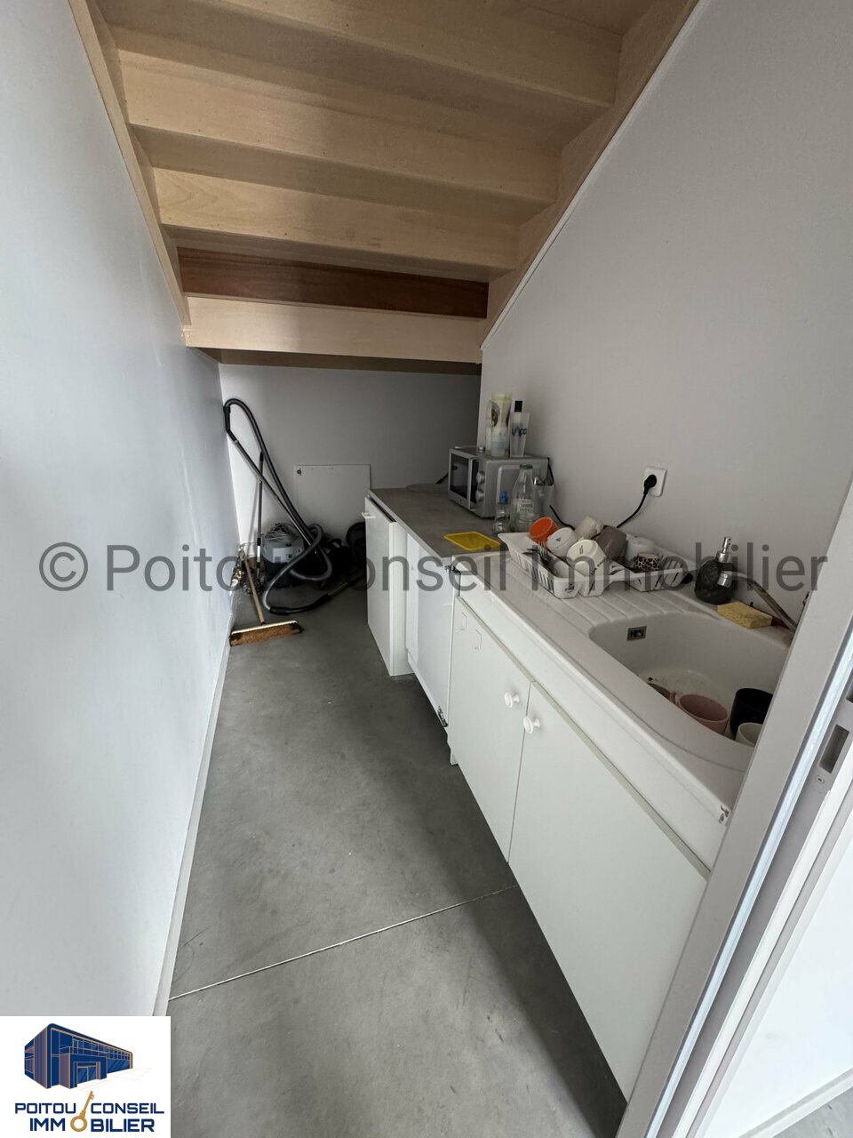 072639121_79_0015_3-1