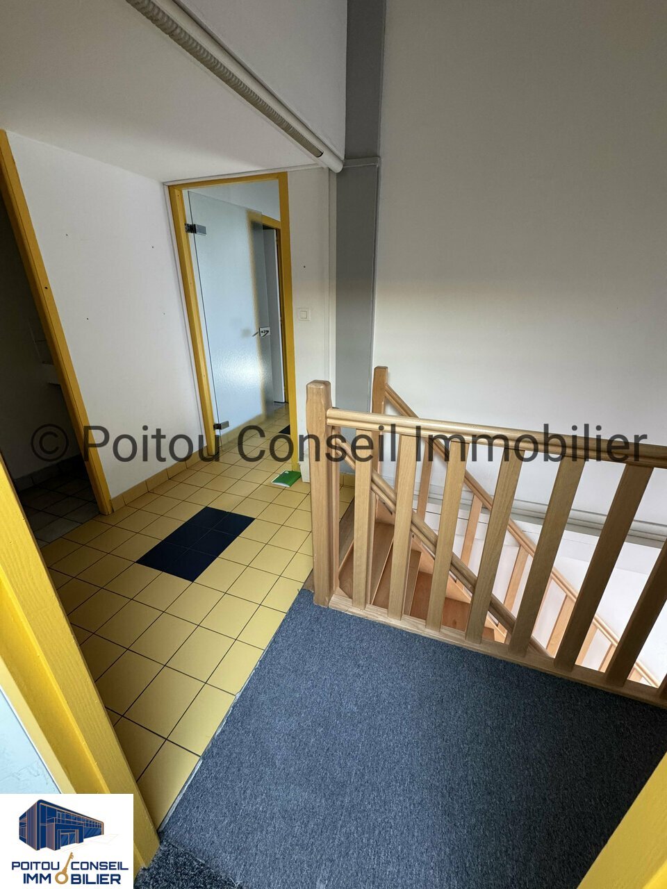 179249987_79_0028_3-1