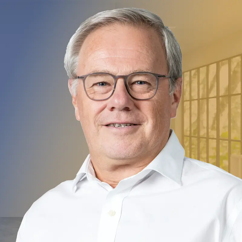 Portrait de Patrick Fruy, gérant de Poitou Conseil Immobilier à Niort, expert en immobilier d’entreprise