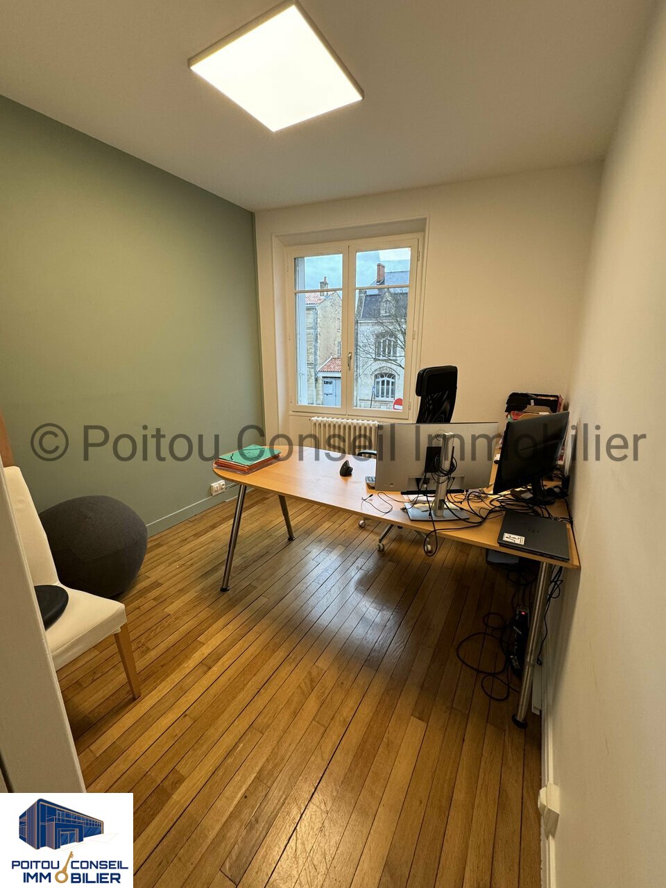 585631536_79_0119_10