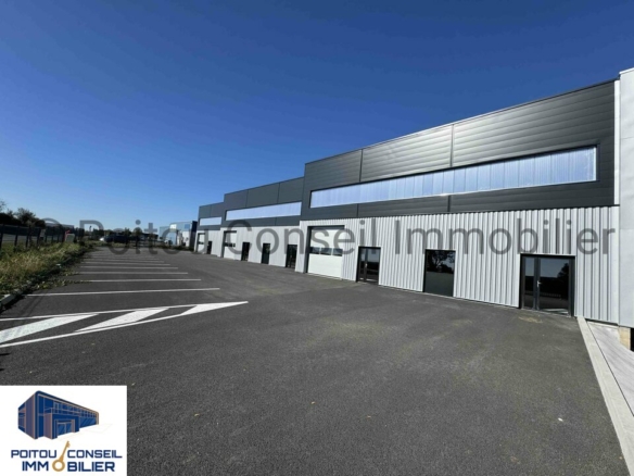 BATIMENT NEUF DE 301m2 AJUSTABLE ZONE MENDES FRANCE NIORT CHAURAY